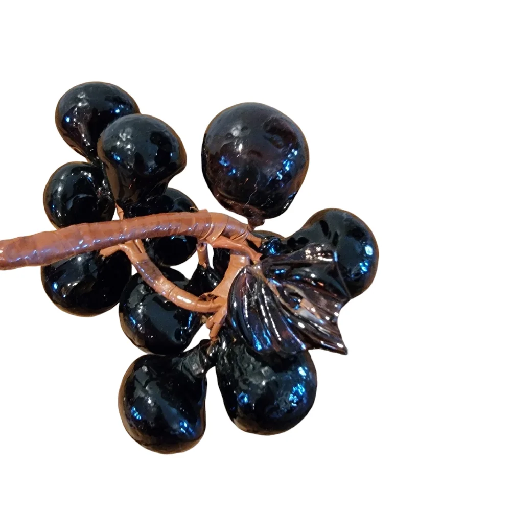 Amethyst Hand‎ Blown Glass Bowl with Amethyst Glass Grape Clusters MCM